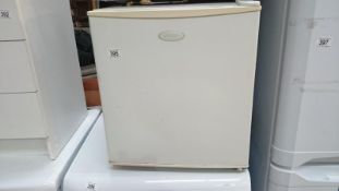 A small Daewoo worktop fridge