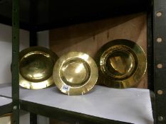 2 polished brass trays