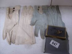 2 pairs of vintage gloves and a compact