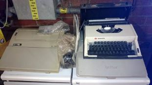 3 typewriters