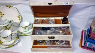 A jewellery box & contents