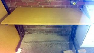 A good quality office table (130cm x 65cm)