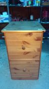 A 2 drawer bedside cabinet