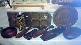 A quantity of wood trays & carved wood lamp