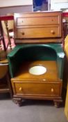 A Victorian oak chest commode