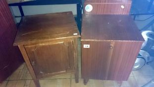 2 bedside cabinets