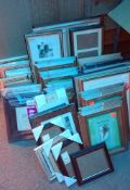 A large quantity of new photo frames