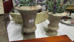 2 garden urns