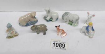 A mixed lot of Wade animals etc including polar bear, 1976-1981 Whoppa, gnomes,
