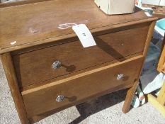 An oak 2 drawer chest