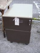 A 2 drawer filing cabinet