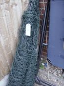 A quantity of garden string fencing