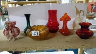 Quantity of coloured glassware 1 a/f