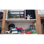 A collection of vintage & other Ghostbusters toys & figurines