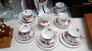 A 20 piece Royal Albert lavender rose tea set