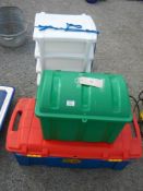 2 large plastic containers & plastic drawers