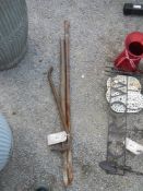 3 metal items including crowbar & gorilla bar