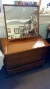 A 3 drawer dressing table