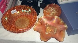 3 items of carnival glass