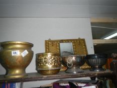 A quantity of brassware