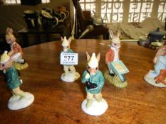 6 Doulton figures