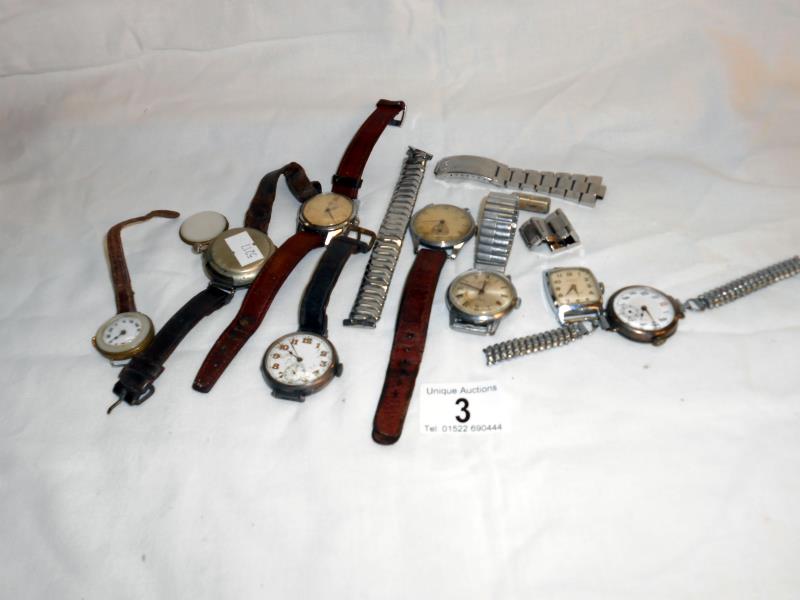 Quantity of old watches