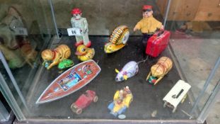 Quantity of vintage and modern tinplate toys