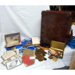 A leather case containing WW1 Christmas tin & medals for 6330. SJT. FO Atkinson Lincs.