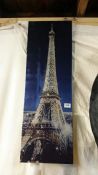 A picture of the Eiffel Tower