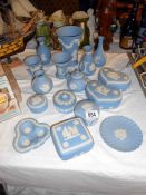 15 items of Wedgwood