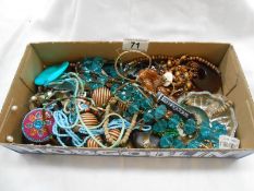 A mixed lot of costume jewellery