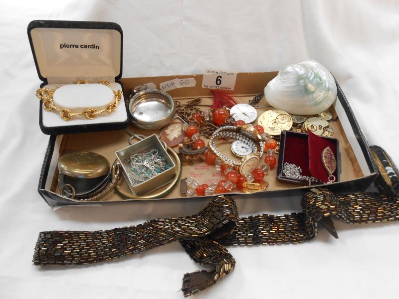 A box of assorted vintage jewellery & watch bits etc.