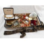 A box of assorted vintage jewellery & watch bits etc.