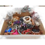 A mixed lot of costume jewellery