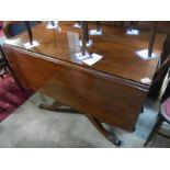 Edwardian mahogany Pembroke table