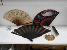 A quantity of fans etc.