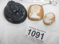A vintage 9ct gold cameo of female profile and 2 other cameos