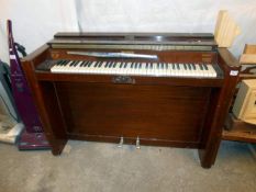 An Evestaff pianette