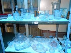 2 shelves of glassware