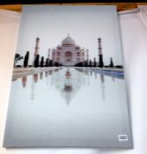 A picture of the Taj Mahal