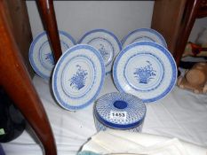 5 Chinese plates and a lidded pot