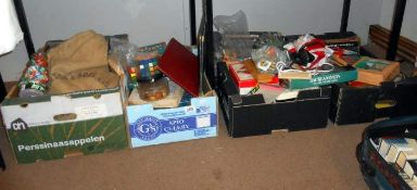 4 boxes of retro/vintage toys and ga,es