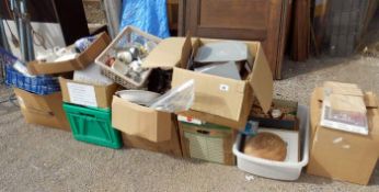 A large quantity of miscellaneous items