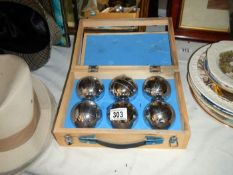 A set of authentic French boule