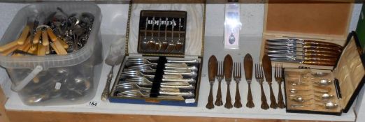 Large quantity of cutlery inc.