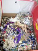 Quantity of costume jewellery