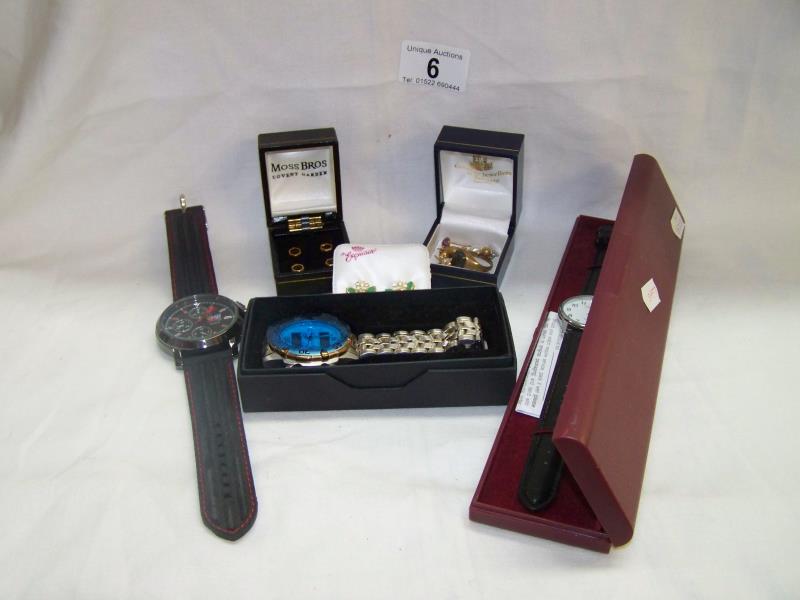 Mixed lot inc. 9ct gold signet ring, dress studs, watches etc.