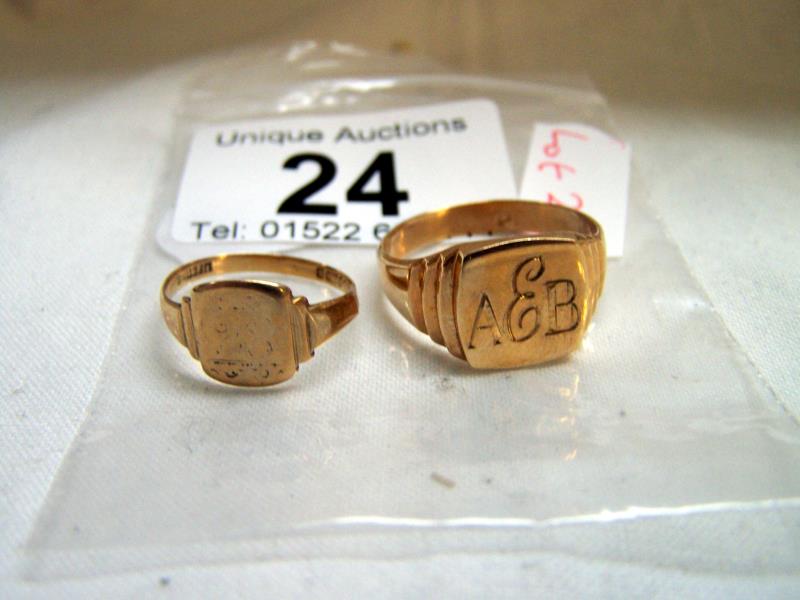 2 9ct gold rings 7g