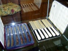 Quantity of silver plated and silver handled knives