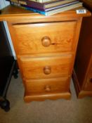 3 drawer pin bedside cabinet